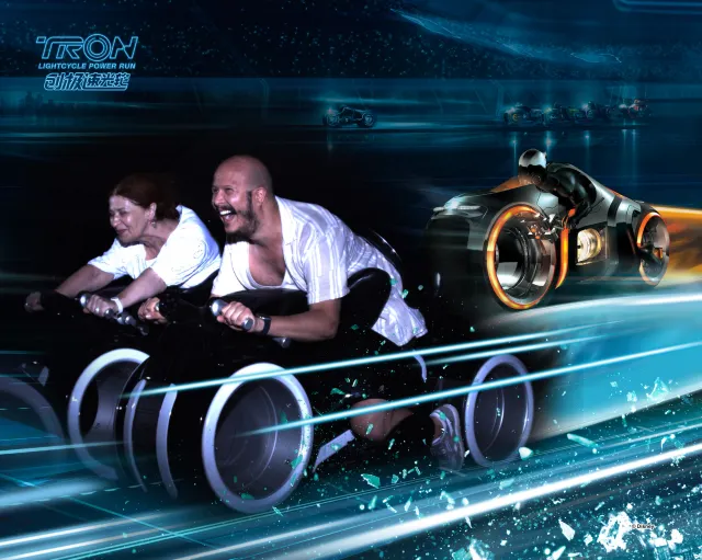 TRON: Скоростной заезд (TRON Lightcycle Power Run) шанхайский диснейленд
