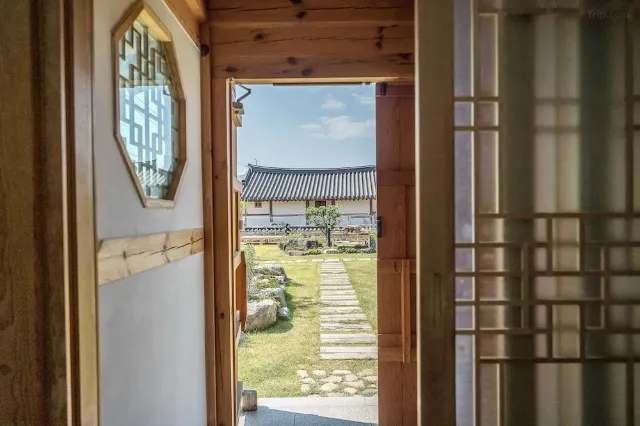 경주 한옥 숙소 와담정 한옥 펜션