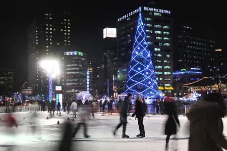 [서울 크리스마스 축제] 2025 청계천 빛초롱 축제, 광화문 마켓 등 크리스마스 명소 추천 10곳! 일정 및 시간 총정리