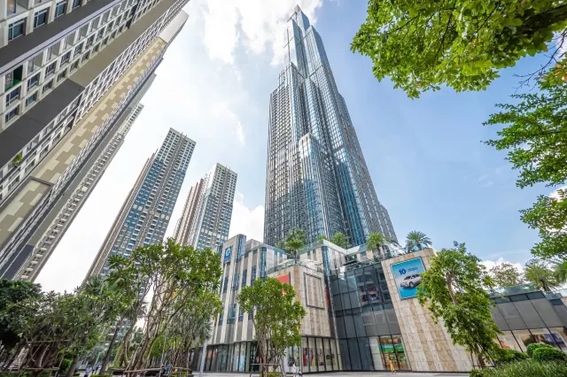 Royal Apartment in Landmark 81