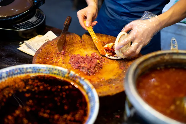 Xi'an roujiamo street food