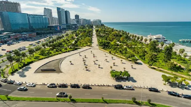 Качинский парк в Батуми