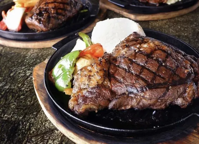 마닐라 맛집 솔레어 리조트