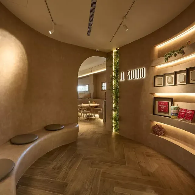 JL Studio