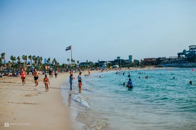 Пляж La Mer