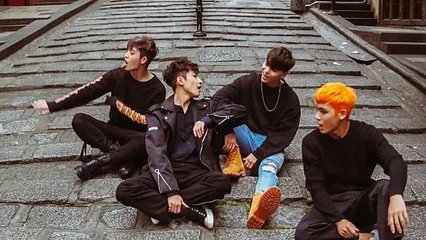 SEVENTEEN香港演唱會2025