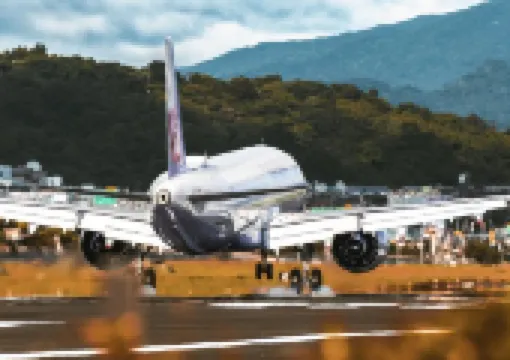 【台北松山機場實用手冊2026】最快15分鐘往返台北市中心,文末更有松山機場欣賞飛機升降的秘景