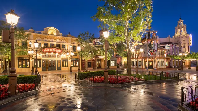 Микки Авеню (Mickey Avenue) в диснейленде Шанхая