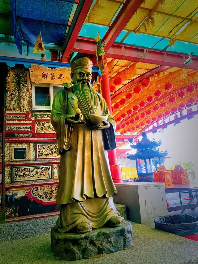 台灣土地公.jpg