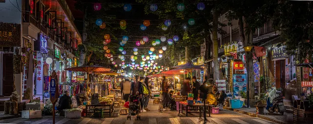 xishuangbanna china gaozhuang night market