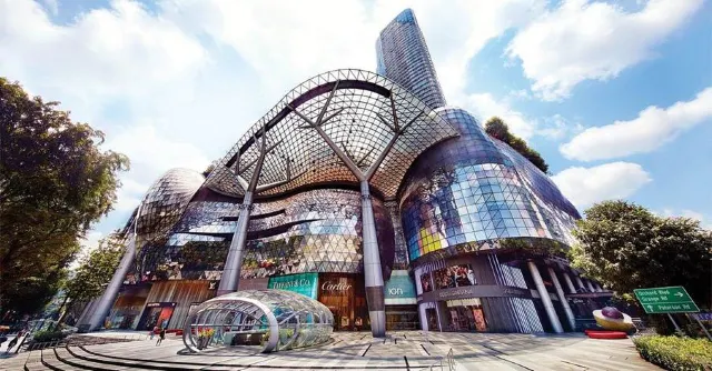 烏節路購物中心 （ION Orchard）