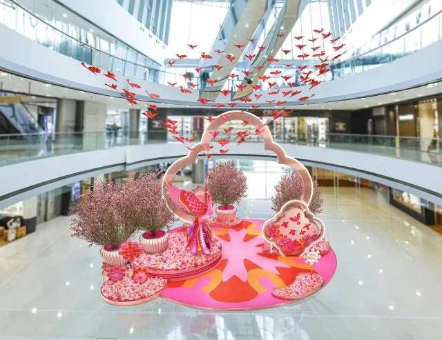 ifc「百鳥朝鳳迎新春」