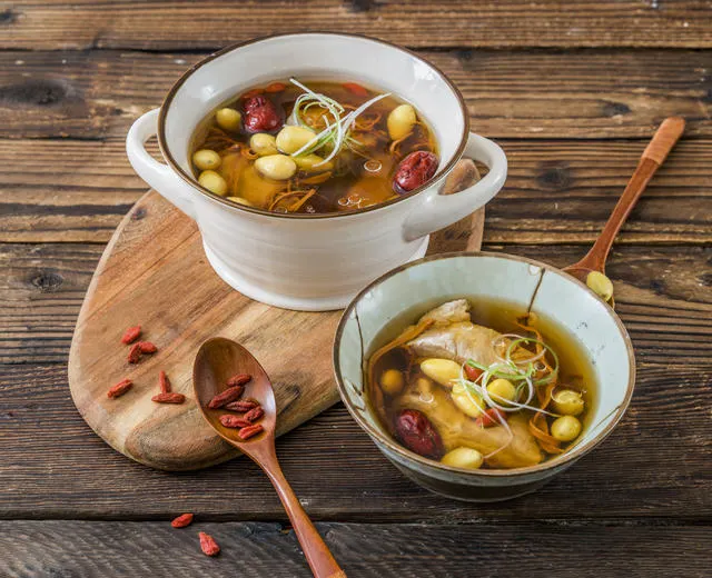 白露湯水 - 玉竹白果排骨湯