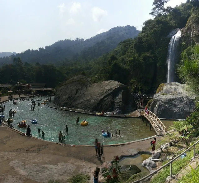 sentul paradise park