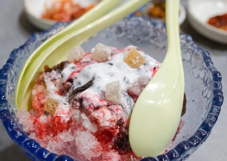 台南美食2024:超人氣水果冰、碗粿、牛肉湯推介
