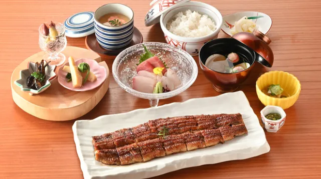 炭焼 うな富士 大阪梅田店​​