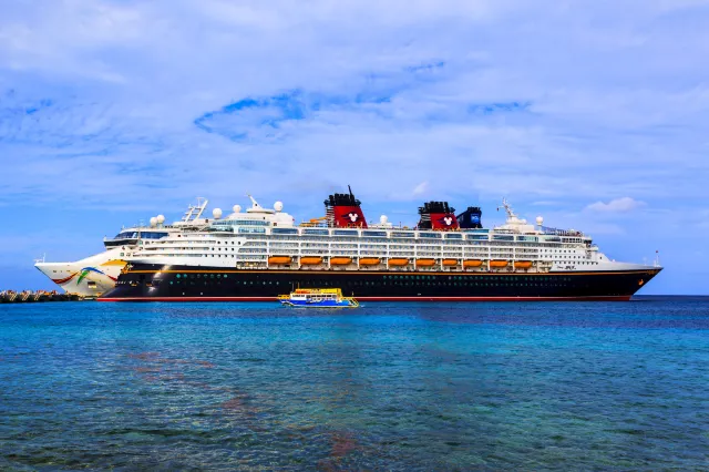 You’re invited! Disney Adventure is ready to sail from Singapore in 2025.