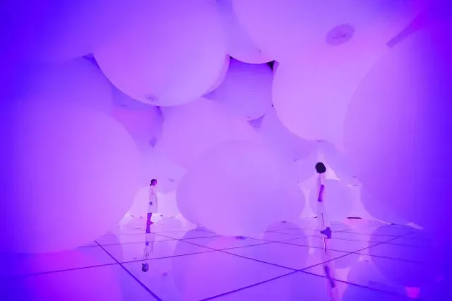 Best time to go to teamLab Planets TOKYO