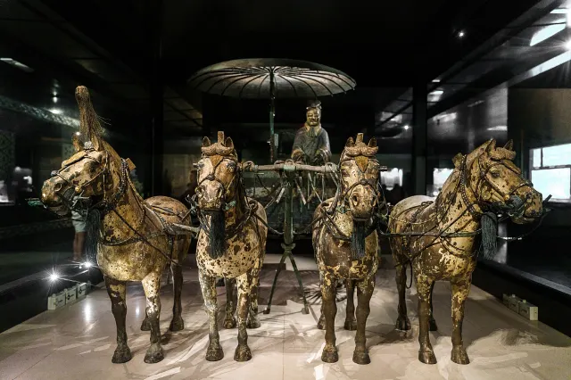 xi'an terracotta warriors exhibition hall