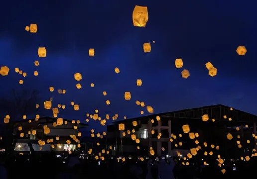 富士山初冠雪2025