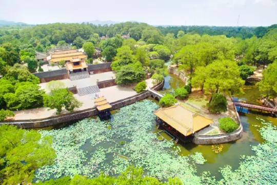 후에 여행지 추천