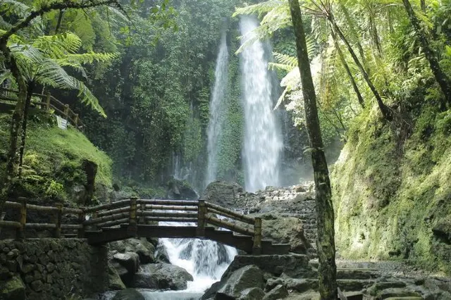 air terjun jumog