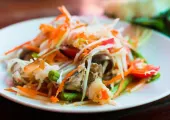 泰國菜推介 2026 香港10間必食泰國菜推介，口味正宗的傳統、新派、泰麵等特色泰國菜推薦