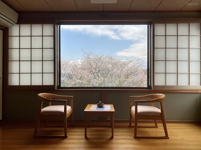 吉野荘湯川屋