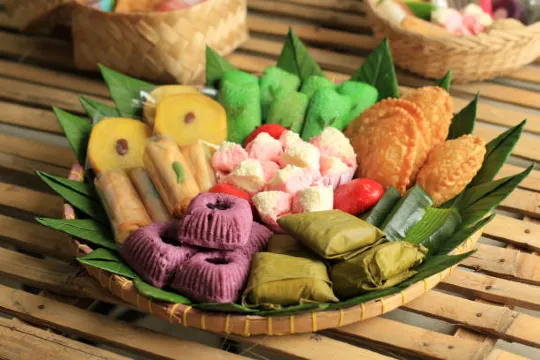 kue tradisional takjil