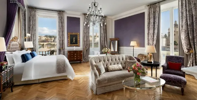 더 세인트 레지스 플로렌스