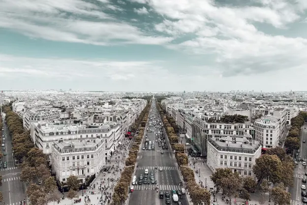 Vista aerea degli Champs-Élysées a Parigi