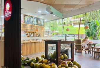 Tukies Coconut Shop user photo