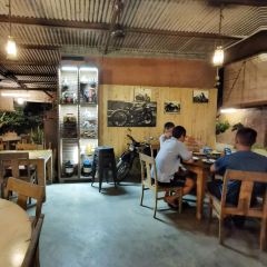 JS Drink Cafe Tomyam Restaurant 여행 사진