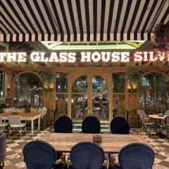 THE GLASS HOUSE SILVER張用戶圖片