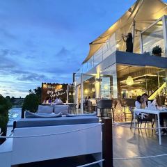 The Sundeck User Photo