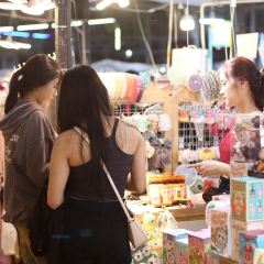 Greenway Night Market User Photo
