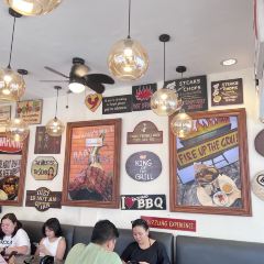 I Luv Backyard BBQ 여행 사진