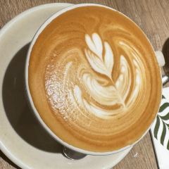 M One Cafe Daan 여행 사진