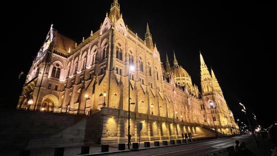Night view of Hungarian Parlia