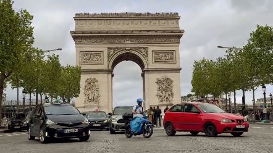 The Arc de Triomphe is an impr