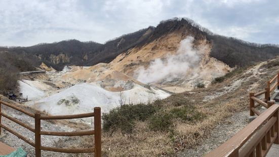 初めて登別地獄谷に訪れました！最終地点までは結構距離があり、