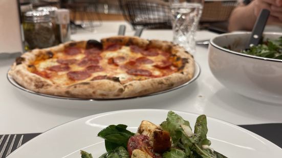 Wynn Palace has the best pizza