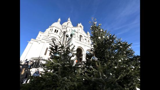 The Basilique du Sacr&eacute;-