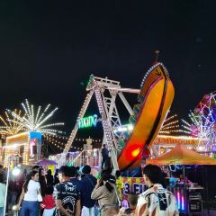 Thung Sri Muang Night Market 여행 사진
