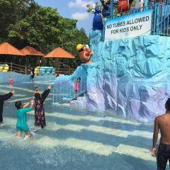 Bukit Gambang Resort City- Water Park User Photo