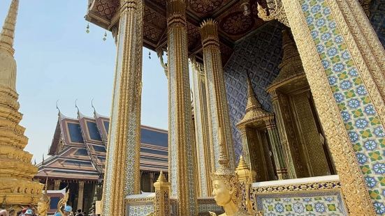 A must-see in Bangkok. The Tem