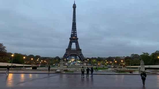 I visited the Eiffel Tower rec