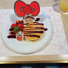 HELLO KITTY SHOW BOX User Photo