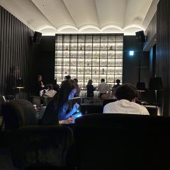 Gold Bar at EDITION User Photo