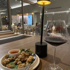 Kan Buri User Photo